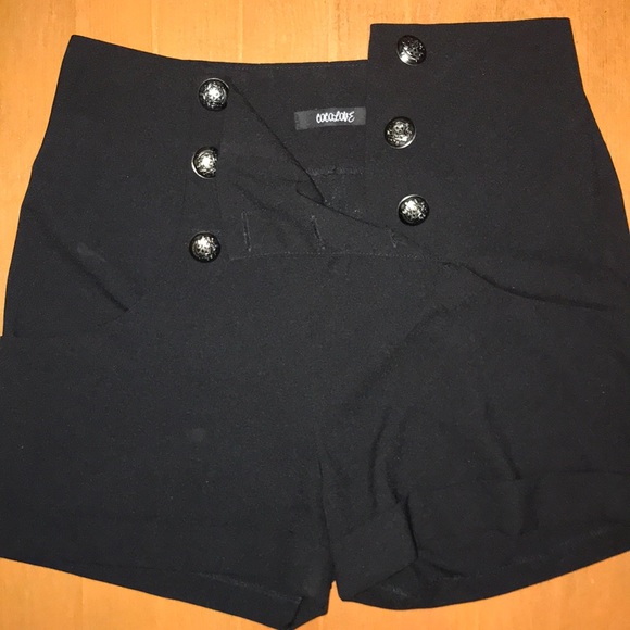 BUTTON UP HIGH WAISTED SHORTS - Picture 2 of 2